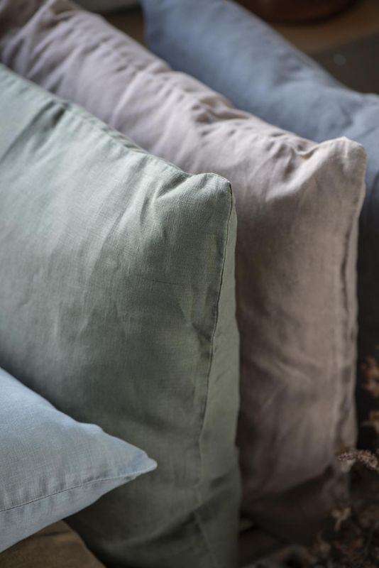 Putetrekk i Lin - Burned Rose | Ib Laursen