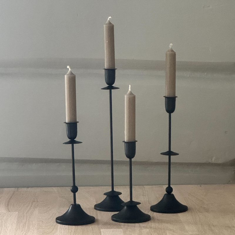 Oliva lysestake 16cm - svart